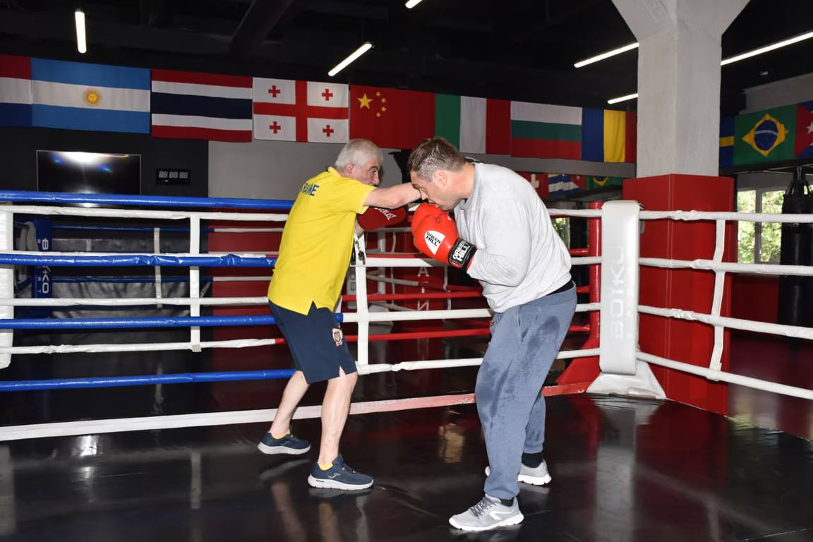 boxing social 41