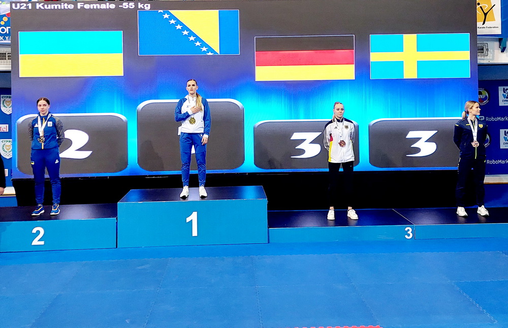 Euro 23 medals 03